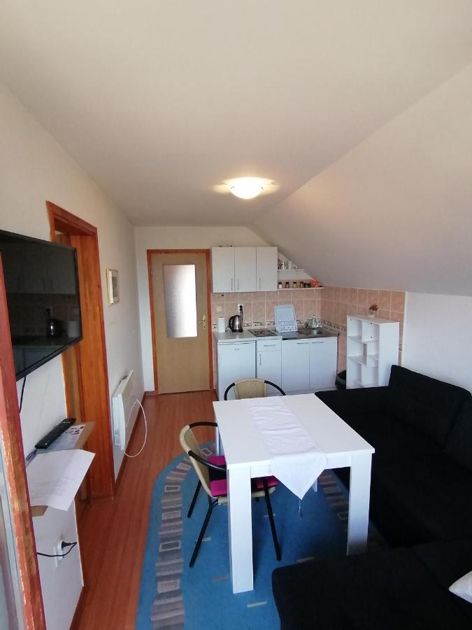 Sweet House Apartment Пале Екстериор снимка